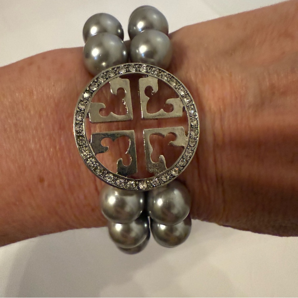 NEW ISIS CREATIVE BRACELET SILVER TONE FAUX PEARL DOUBLE STRAND & T RHINESTONE